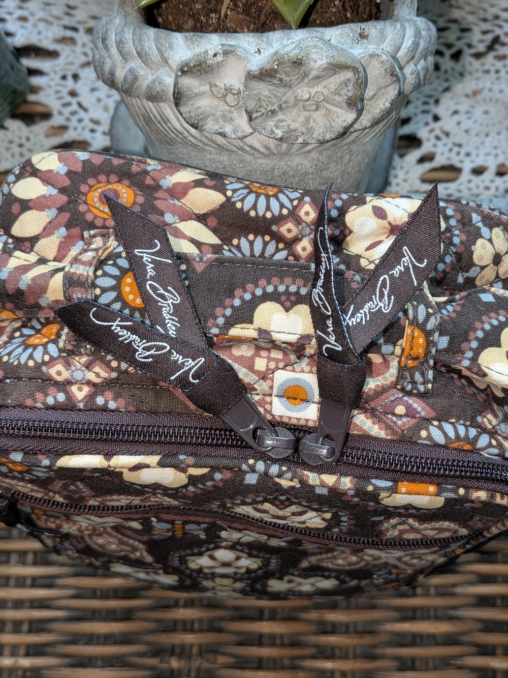 Vera Bradley Canyon Pattern. Crossbody Bag, Tote And Lunch Bag Set. - Picture 7 of 7